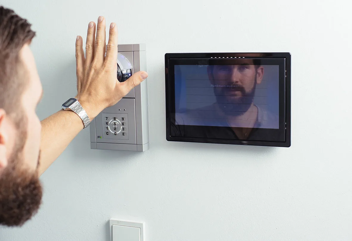 Zutrittskontrolle Handscan Datacenter